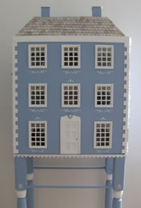 Gloucester Dollhouse