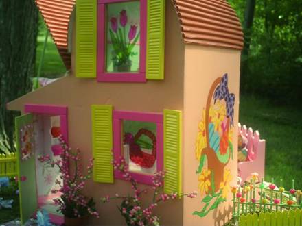 They are all winning dollhouse designs
