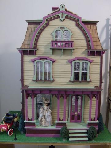 Gina's Doll Houses