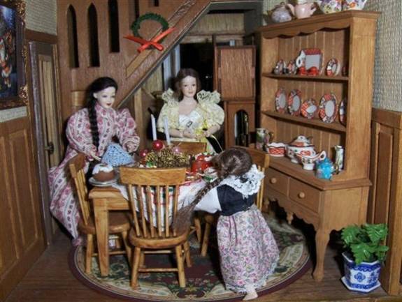 Holiday Dollhouse