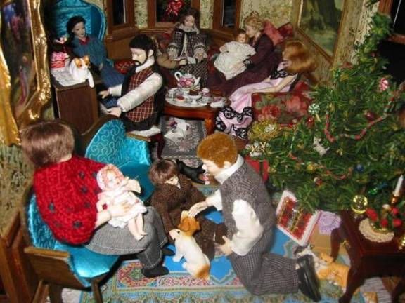 Holiday Dollhouse