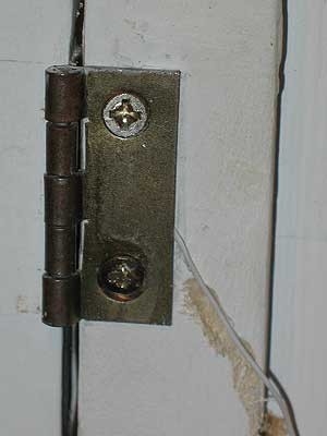 Wire a front opening dollhouse