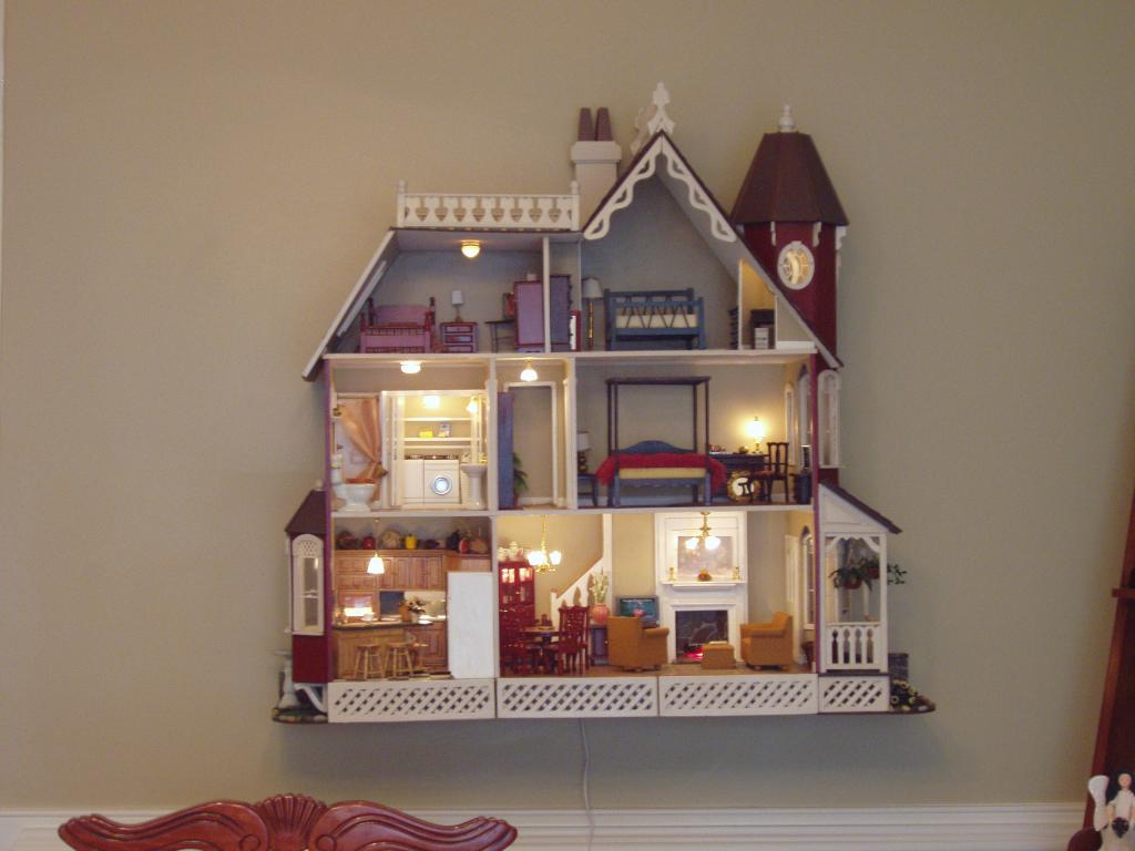 Wall Hanging Dollhouse???! General Mini Talk The Greenleaf