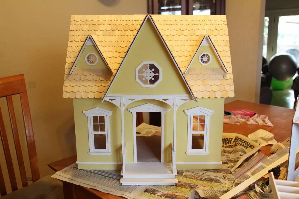 Shingles! Members' Gallery The Greenleaf Miniature Community