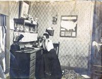 Aunt_Clara_136__Small_.jpg